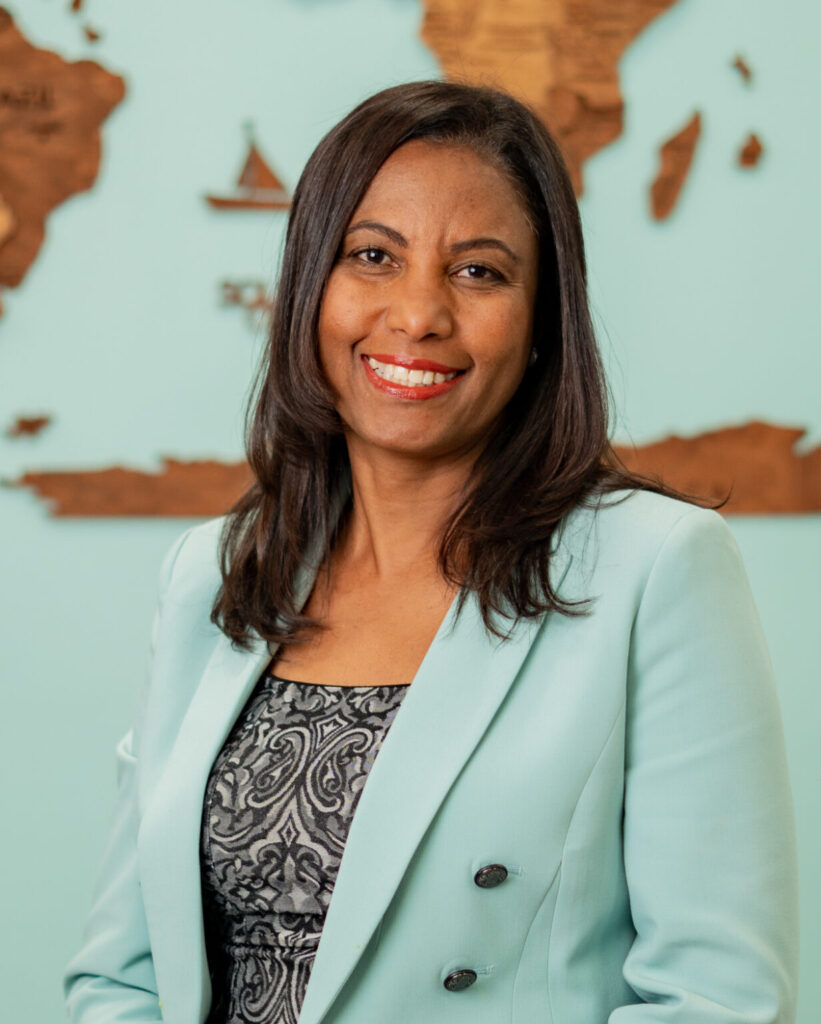 Nondia Aquino